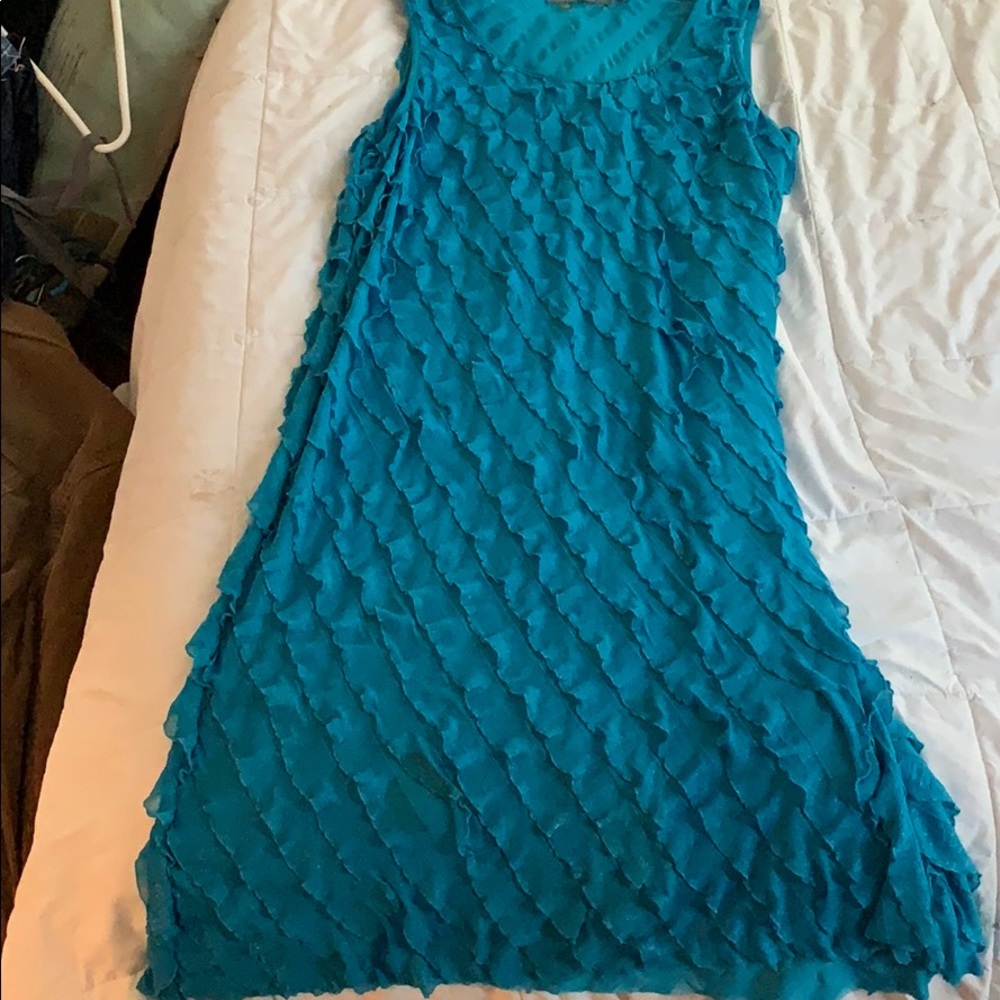 Sparkle ruffle dress✅